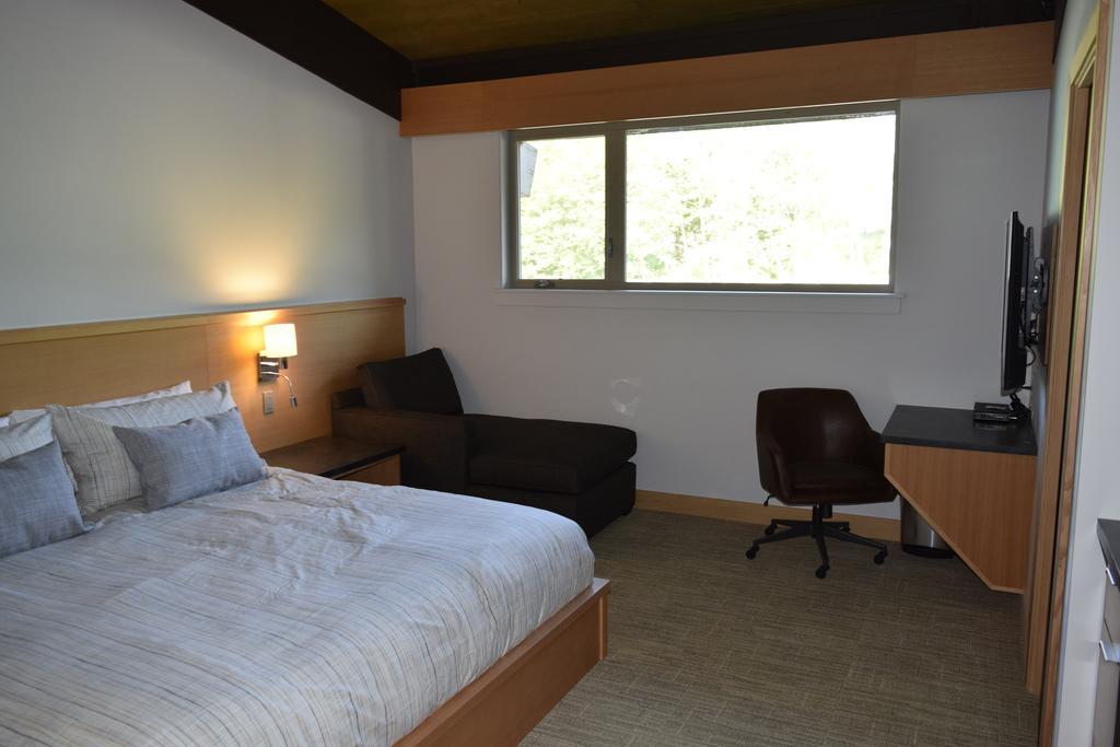 Harbour House Hotel 3*